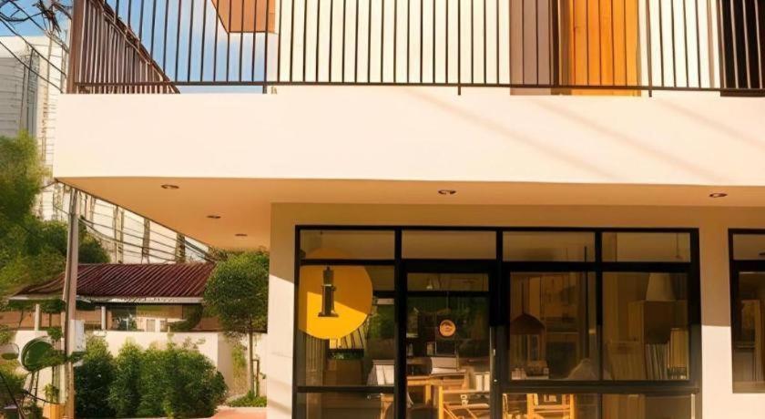 פאטאיה Yellow Moon Hotel מראה חיצוני תמונה